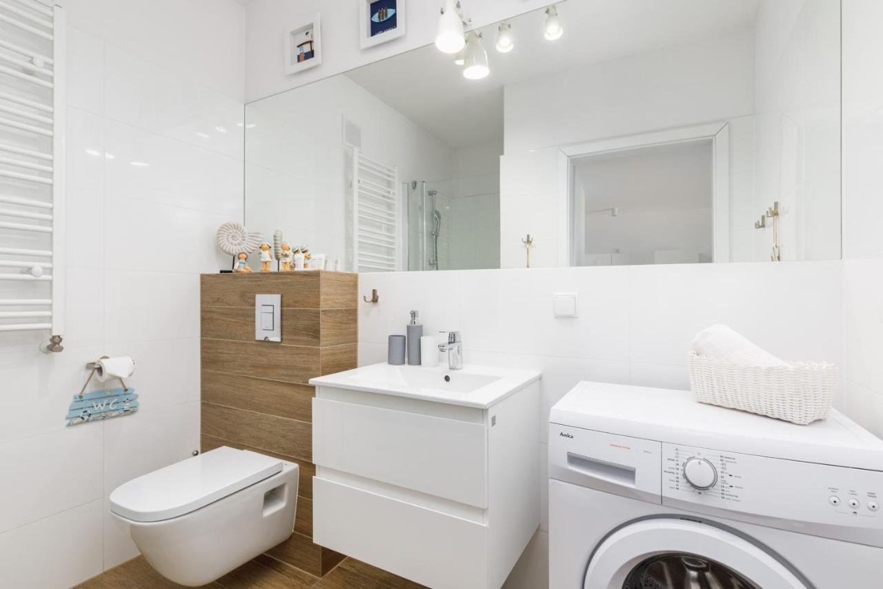 Osiedle Feniks Kolobrzeg By Noclegi Renters Exteriör bild